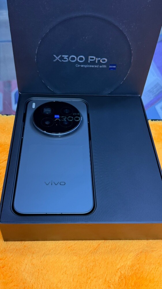 Vivo x300 Pro - 4