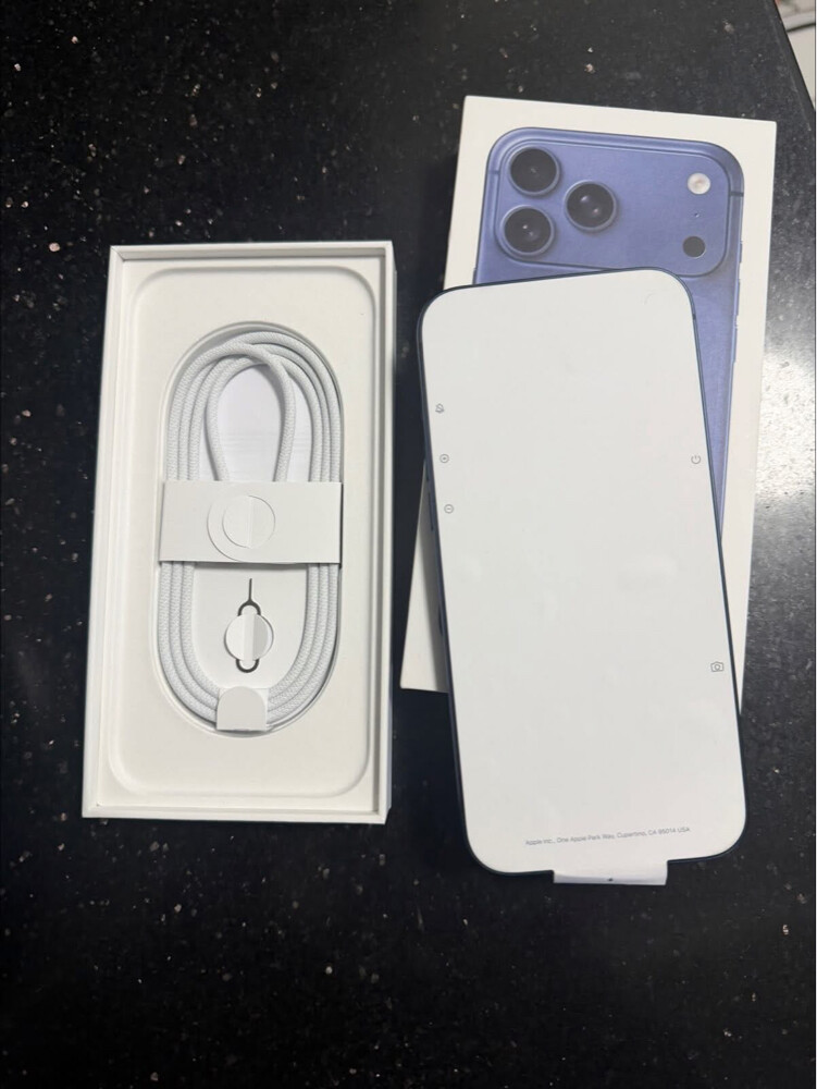 New Apple iPhone 17 pro max 512 gb - 3