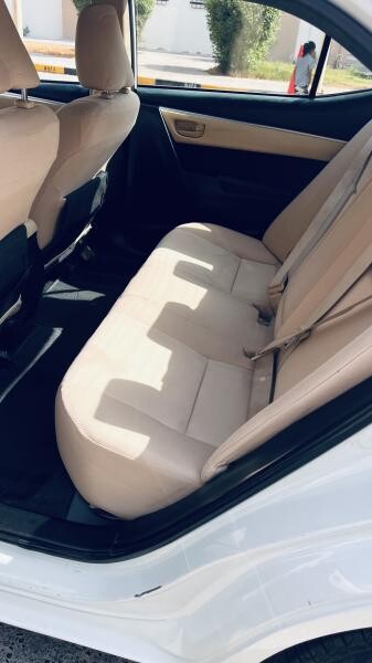 Cororlla 2017 Perfect condition - 6