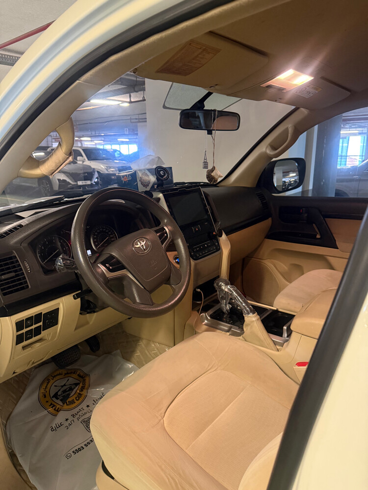 Land Cruiser GX - 3