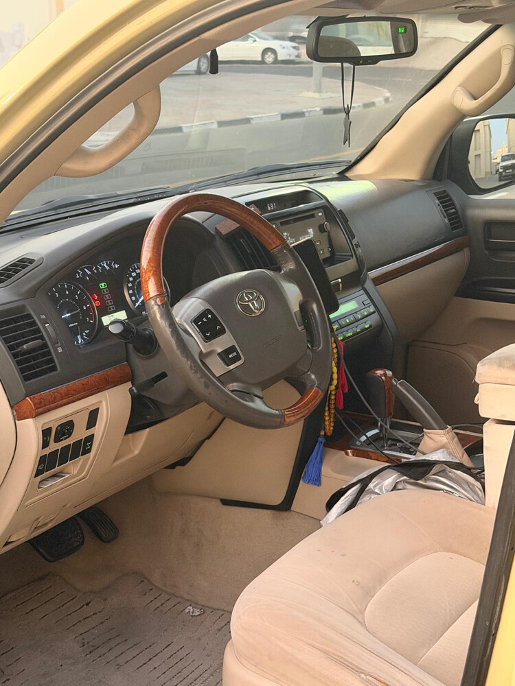 Land Cruiser GXR for sale. - 4