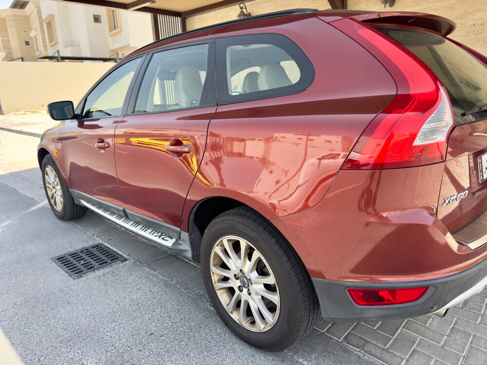 Volvo xc60 2009 All parts available - 4