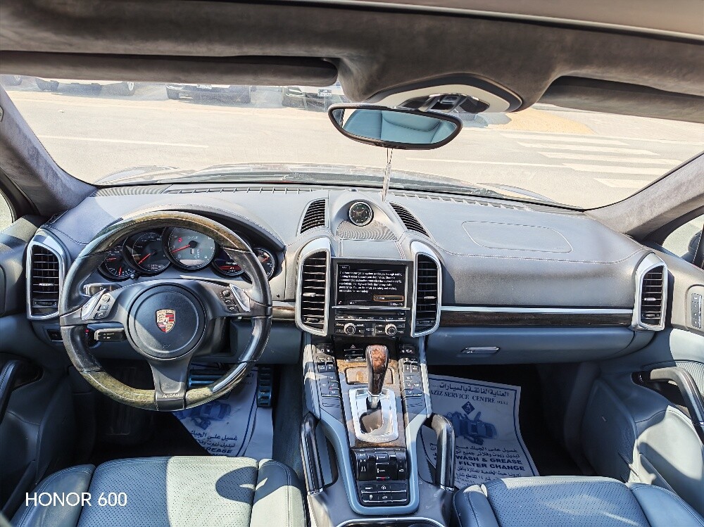 porsche cayenne GTS - 8