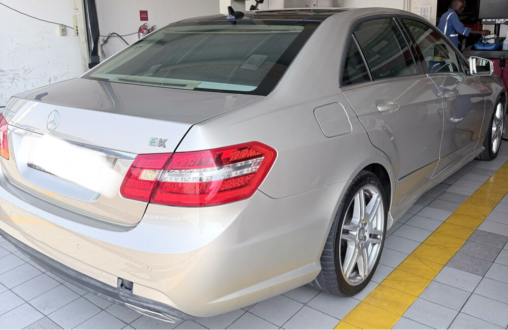 2013 MERCEDES - BENZ, E300 ELEGANCE - 4