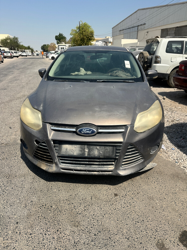 ford Fucas all parts available - 2