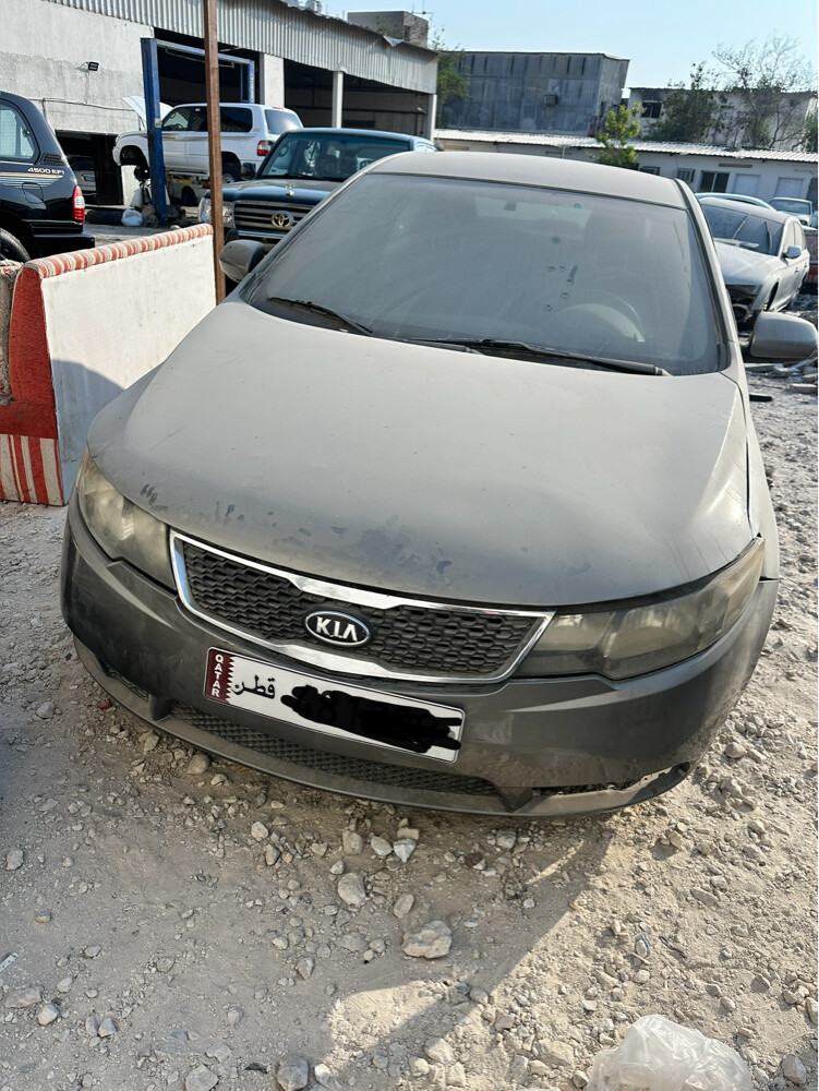 Kia cerato all parts available - 2