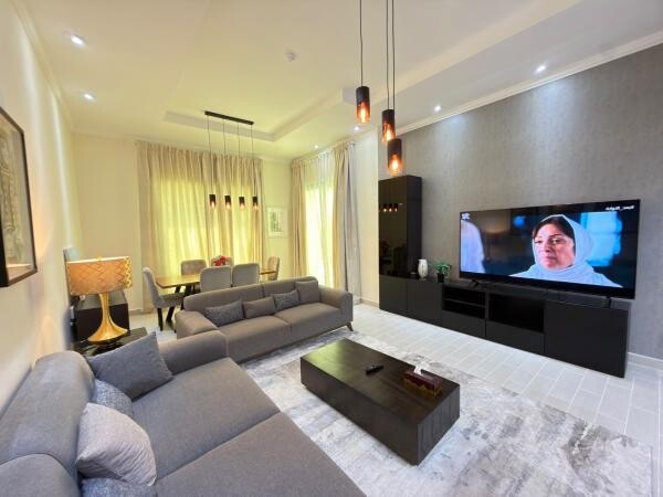 PRIME 1 BHK W/ BALCONY | FOX HILLS - 6