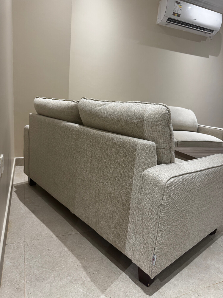 3saters+2 seaters +1 seater +table - 5