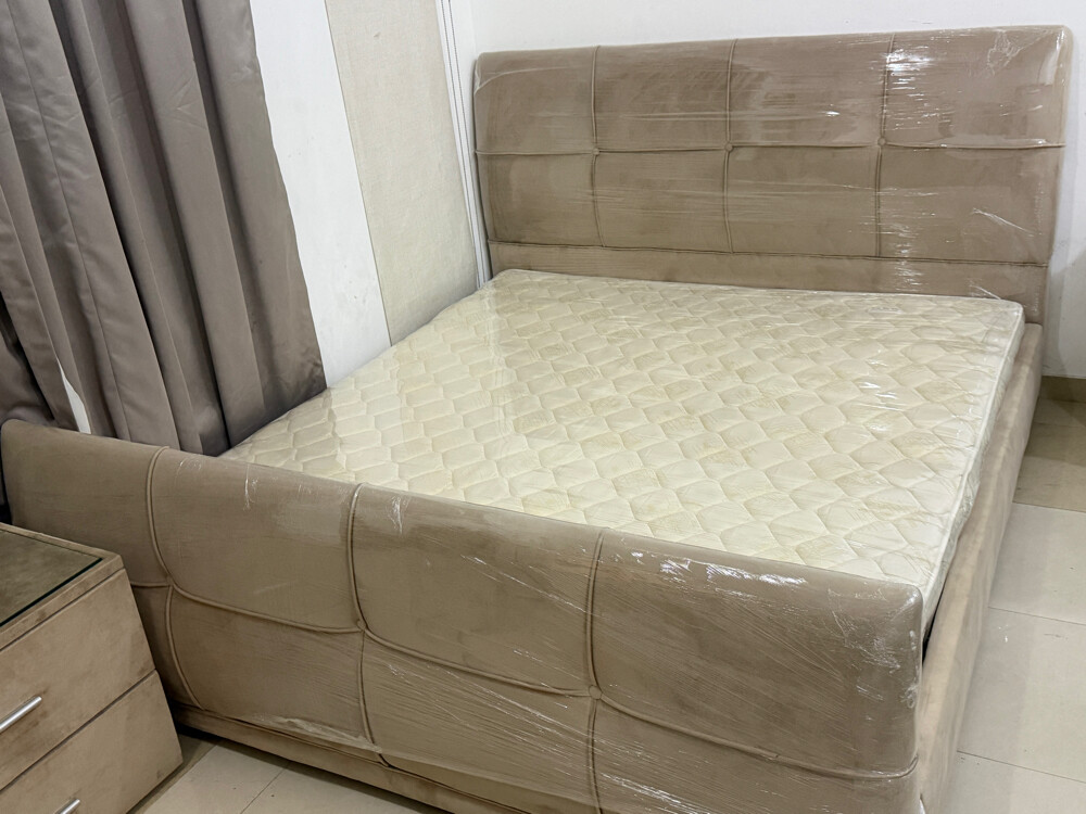 THE ONE Bed+2 table with mattress - 2