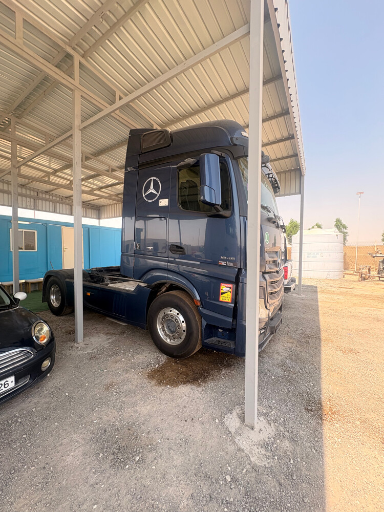 MERCEDES HEAD ACTROS 2015 - 3