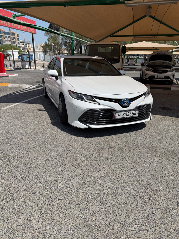 Toyota Camry 2019 Hybrid - 3