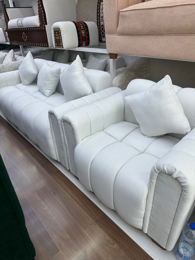FOR SALE READYMADE SOFA - 5