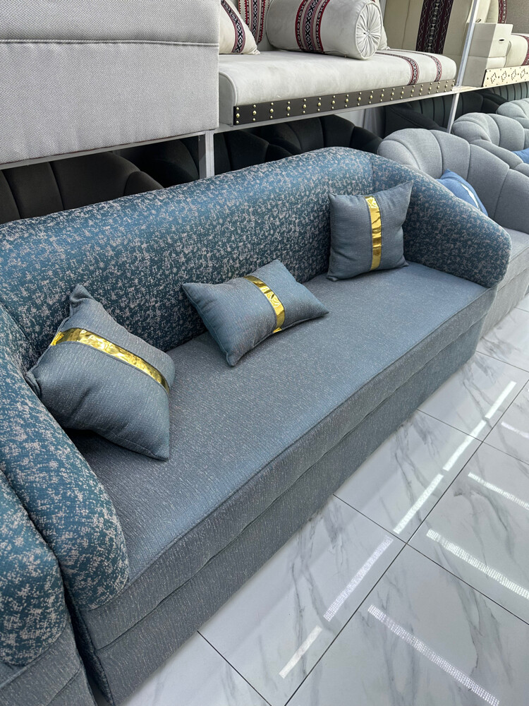 FOR SALE READYMADE SOFA - 5