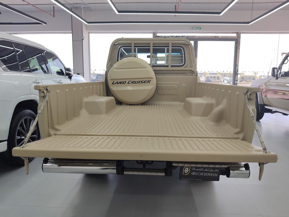 Toyota pickup - 6