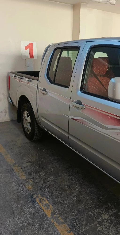 نيسان نافارا 2015 - 6