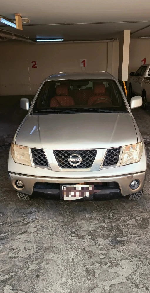 نيسان نافارا 2015 - 2