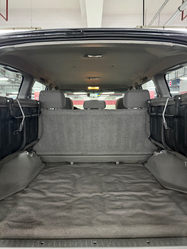 Land Cruiser G - 14