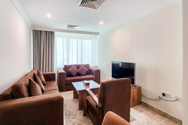 COZY 1BHK FURNISHED BILLS INCLUDED - 11