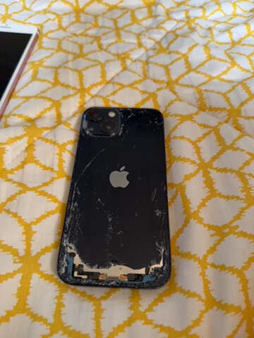iPhone 14 - 3