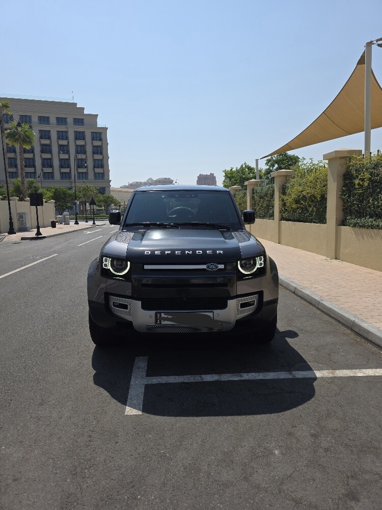 Land River Defender 130SE - 9