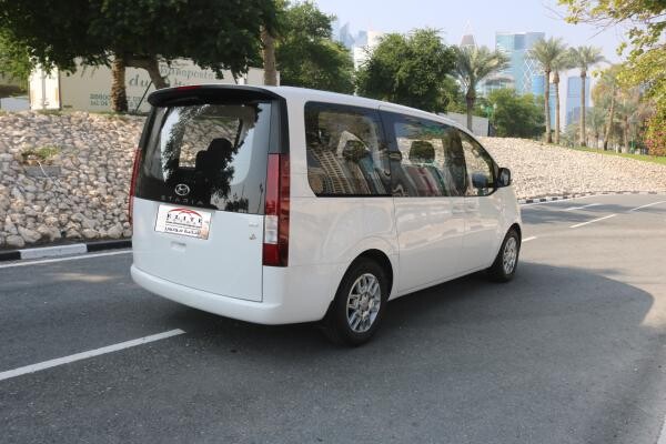HYUNDAI  STARIA  2022 - 5
