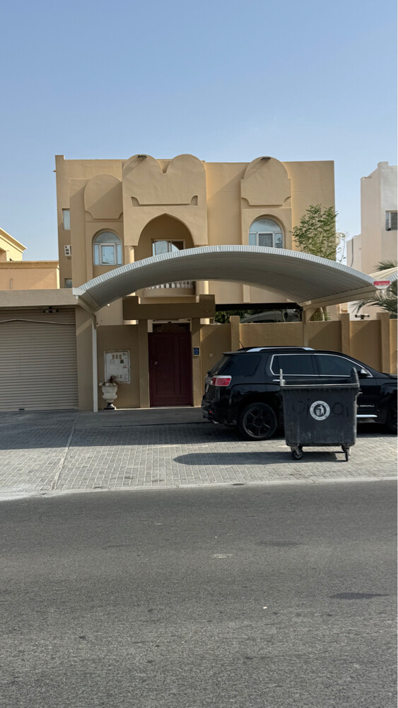 لاايجار فيلا بالخريطيات  - 1