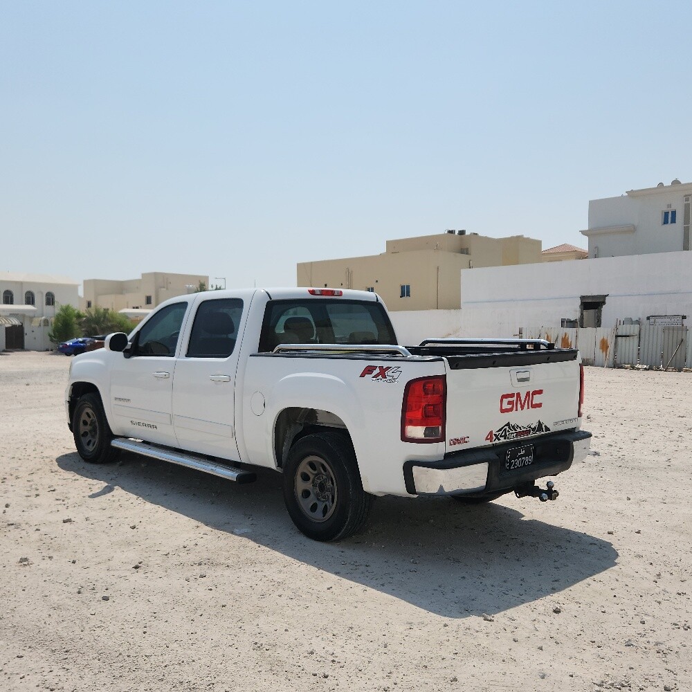 gmc sierra 2012 - 1