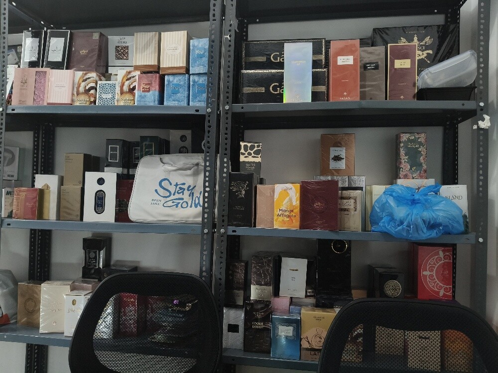 100% Branded perfumes - 10