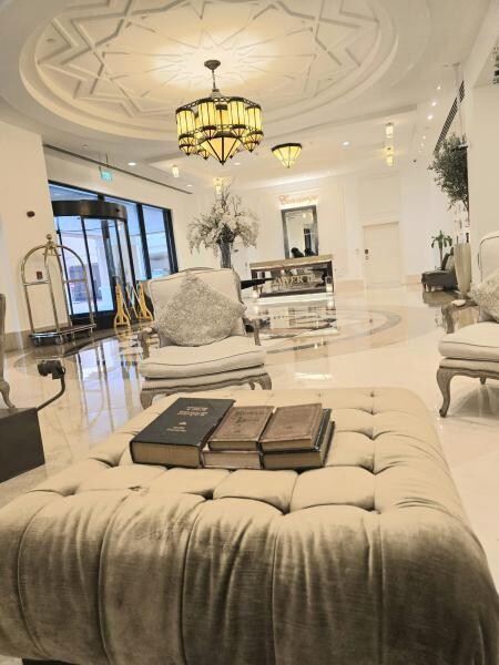 PRIME 1 BHK | BALCONY | GYM & POOL - 14