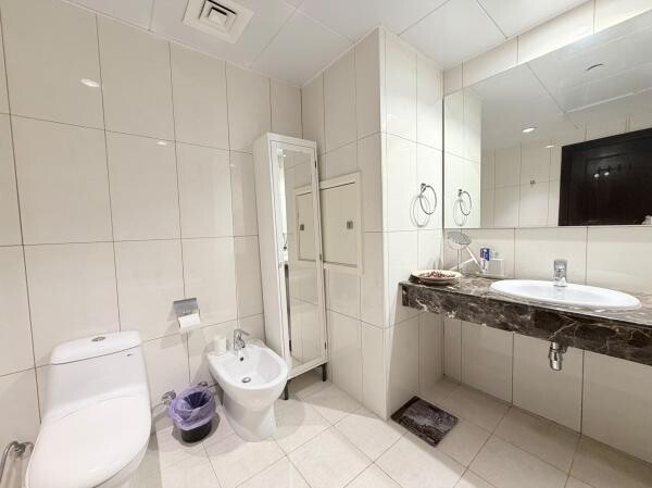 PRIME 1 BHK | BALCONY | GYM & POOL - 10