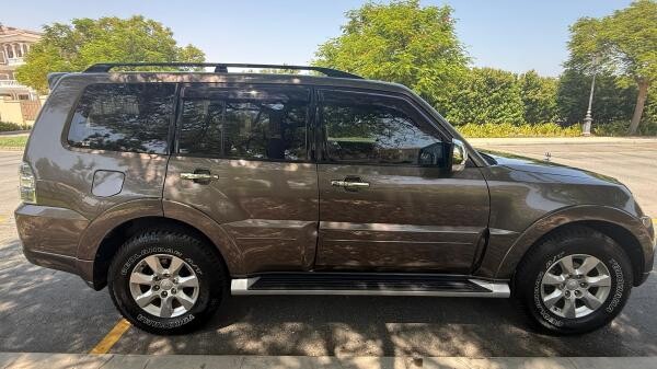 Mitsubishi Pajero-Mint Condition - 4
