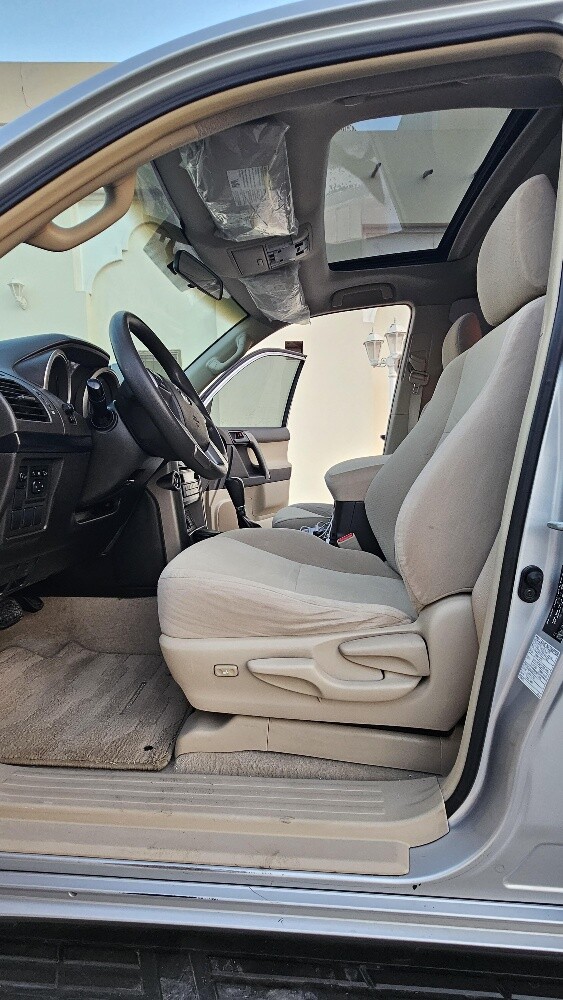 Prado with sunroof - 3