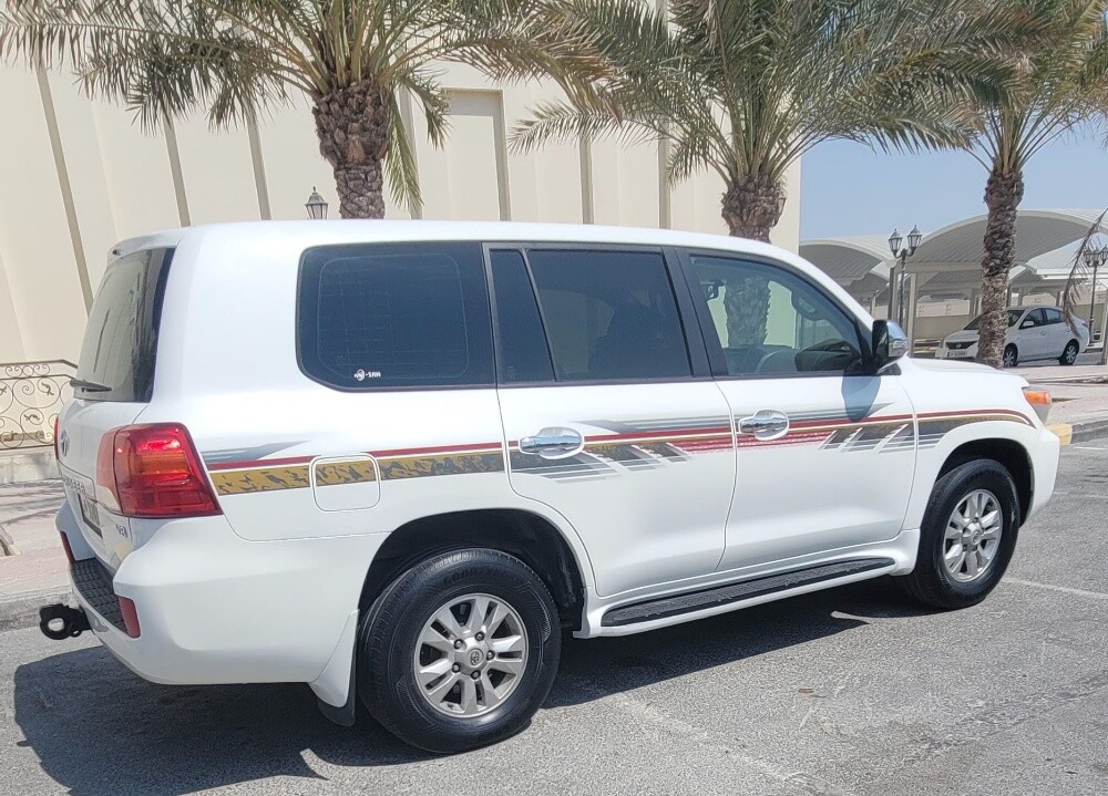 Toyota Cruiser Gxr V8 2012 - 3