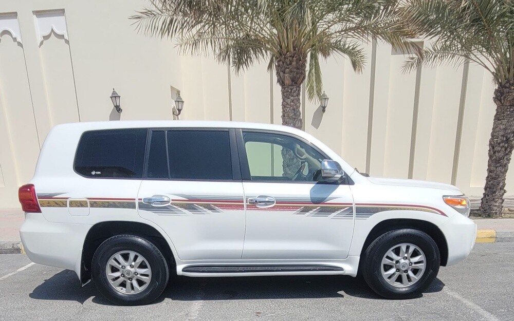 Toyota Cruiser Gxr V8 2012 - 4