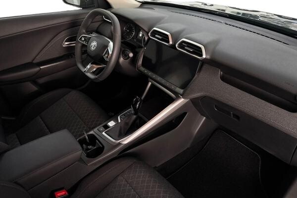 MG ZS 1.5L 2026 560 KM - 2