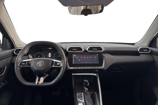 MG ZS 1.5L 2026 560 KM - 10