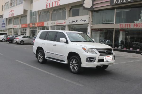 LEXUS LX570 - S -  2013 - 3