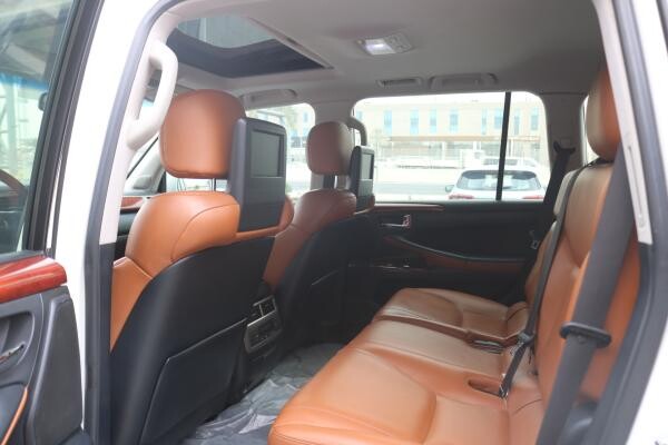 LEXUS LX570 - S -  2013 - 7