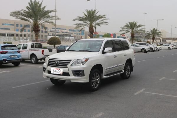LEXUS LX570 - S -  2013 - 1