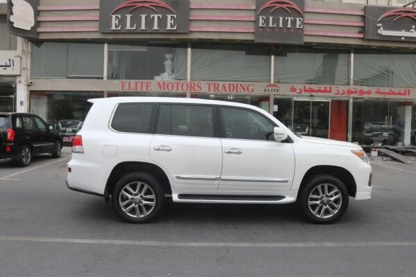 LEXUS LX570 - S -  2013 - 4
