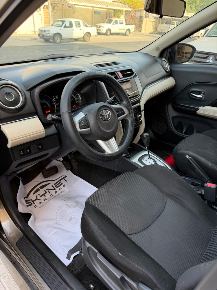 toyota rush 2019 - 16