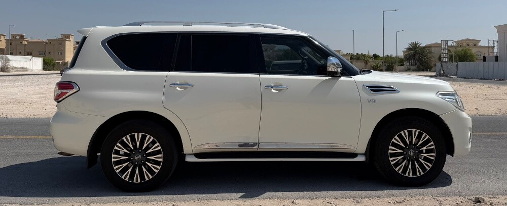 Nissan patrol platinum 2014 255000k - 4