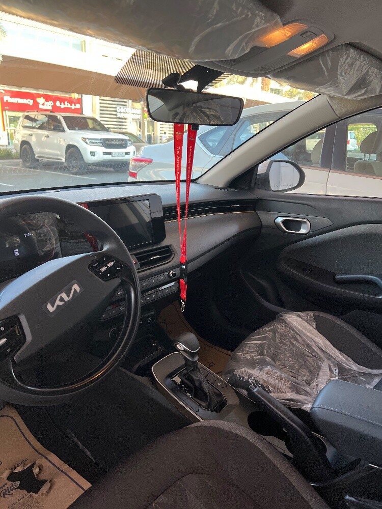 Kia K3 - 5