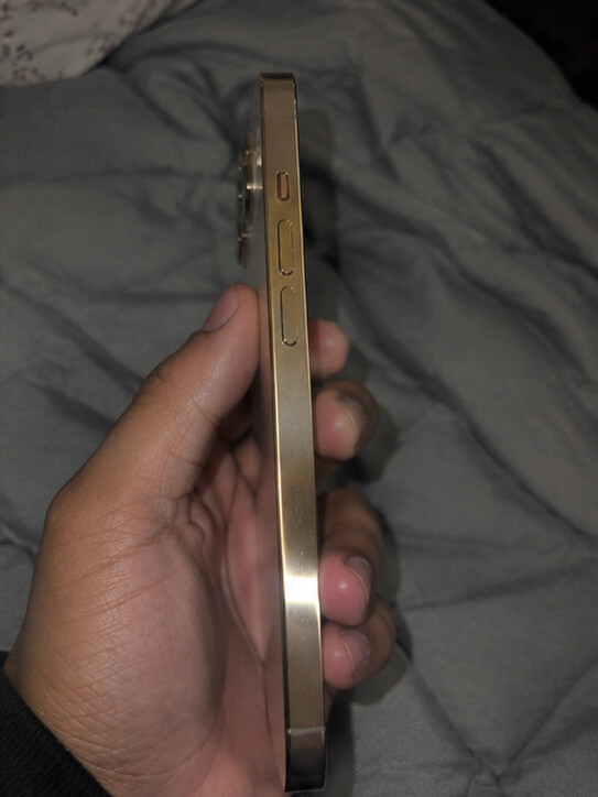 iPhone 12pro  - 3