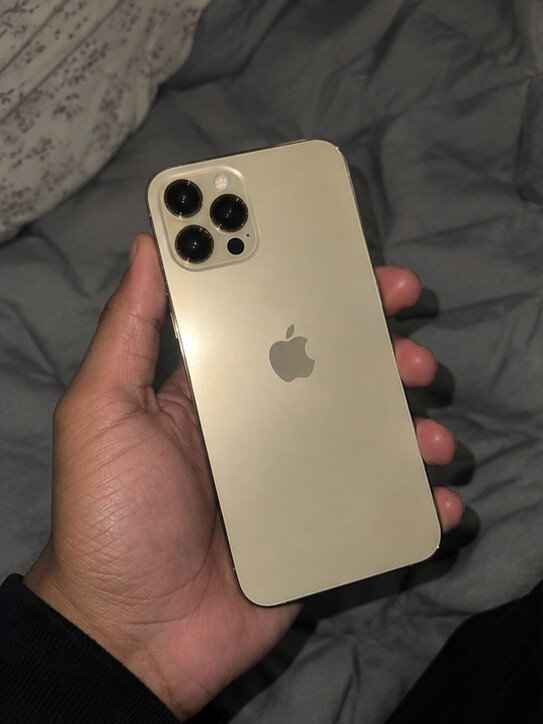 iPhone 12pro  - 1