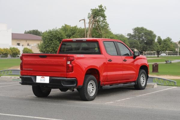 Chevrolet Silverado - LS    2021 - 5