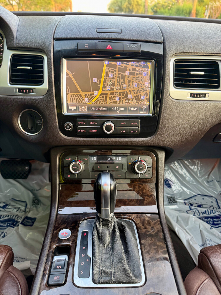 Volkswagen Touareg V6 Full Option  - 11