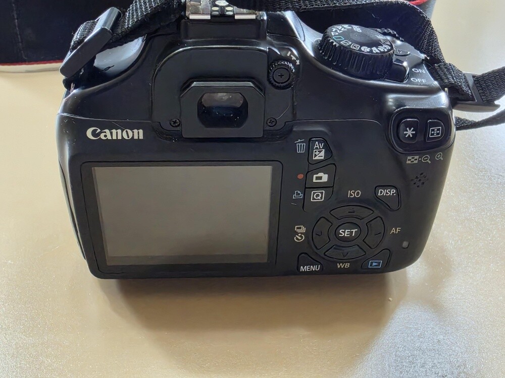 canon eos 1100d - 2