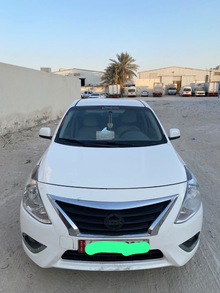 Nissan sunny - 5