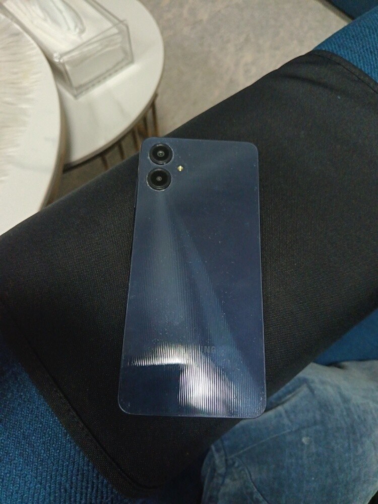 *Samsung Galaxy A06 - 3